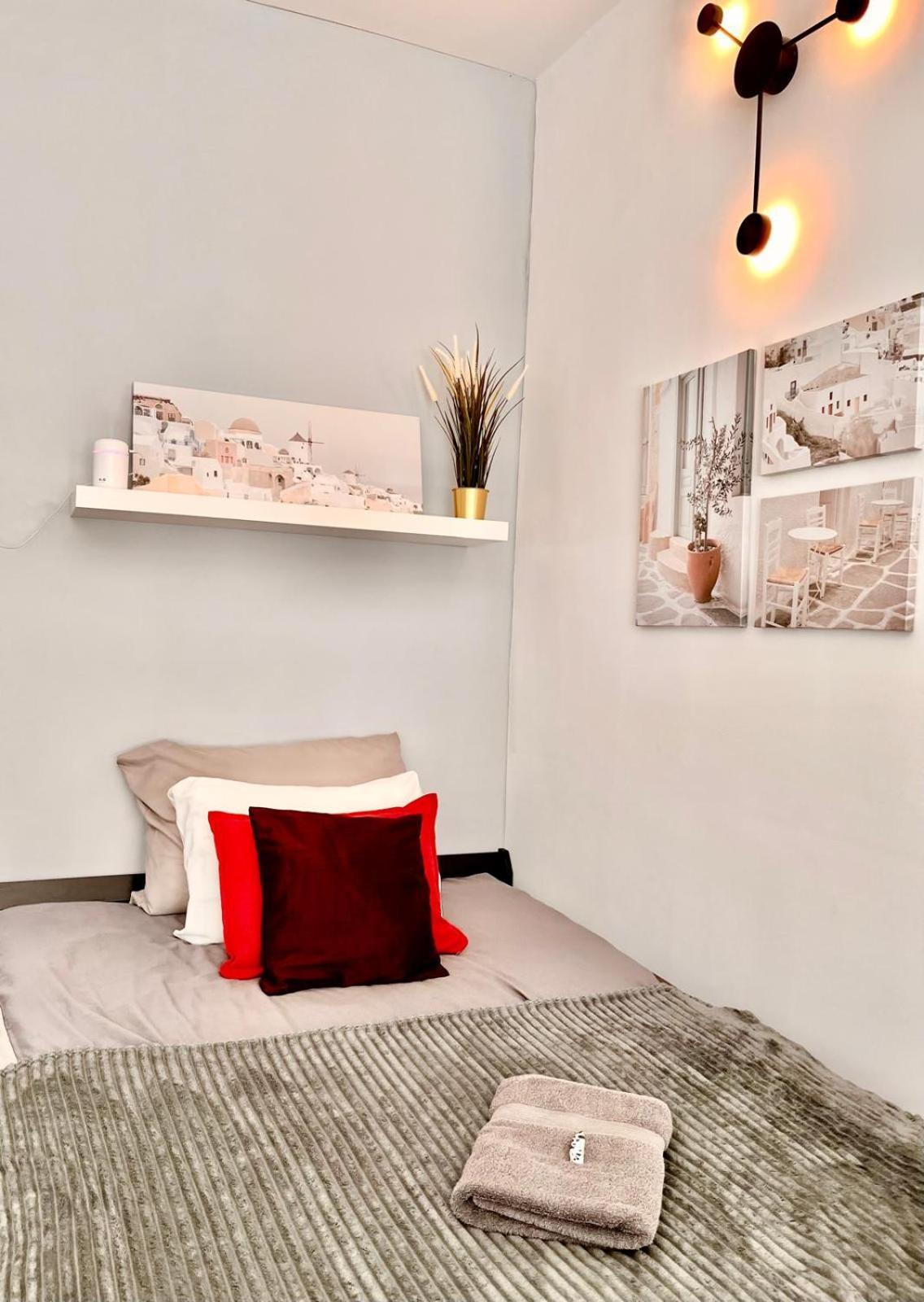 Super 1 Bed Room Condo In Warszawa Center Екстериор снимка